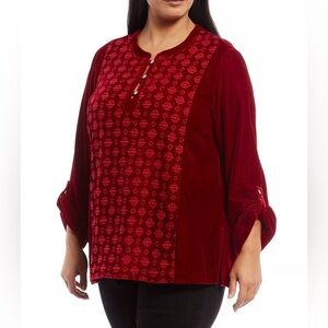 John Mark Women’s S Red Velvet Textured Roll Tab Tunic Blouse